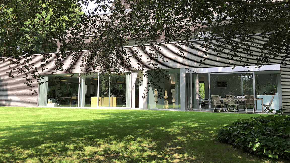 Kantoorruimtes van B.A.T. Services aan de groene tuin